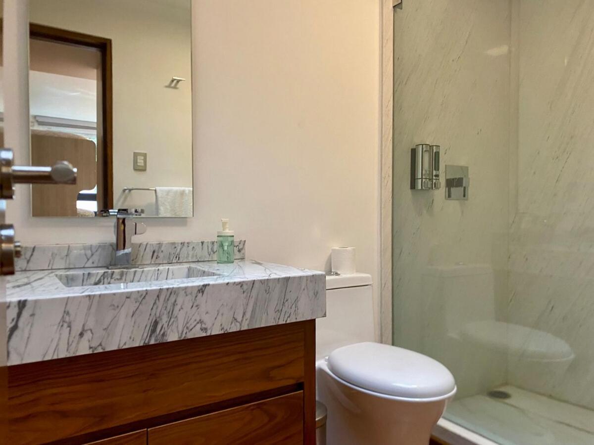 Luxury House With Terraces And Jacuzzi Vakantiehuis *